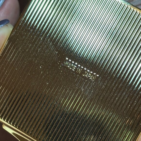 Vintage Gold-tone Floral Compact Mirror in Box Made in Japan 🇯🇵 - Picture 3 of 11